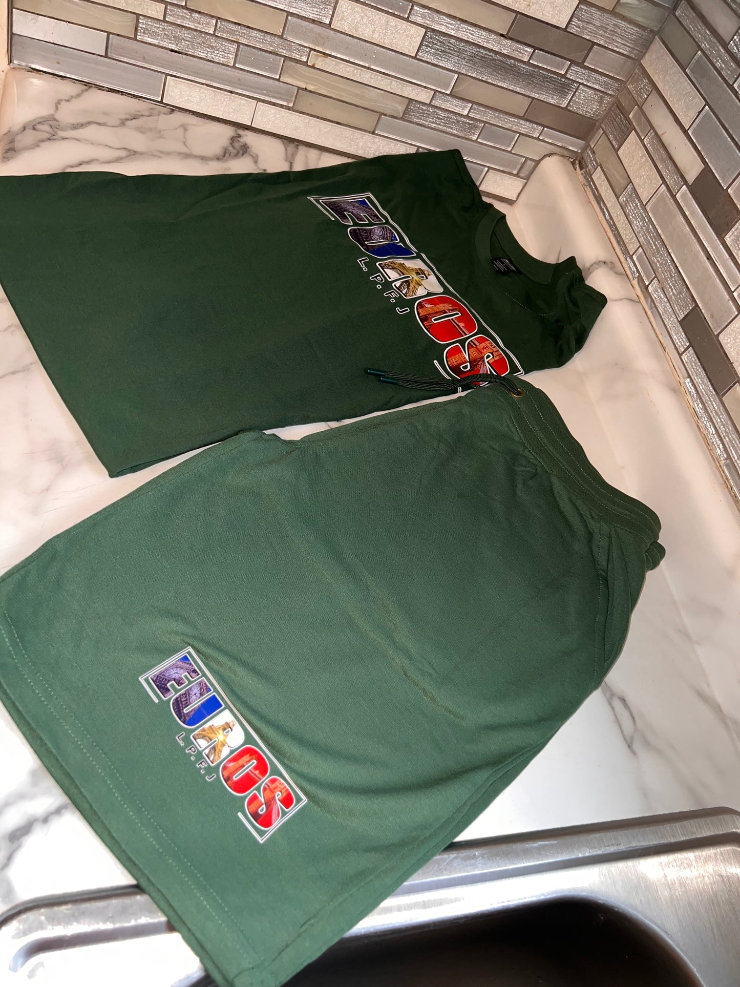 Short set euros style