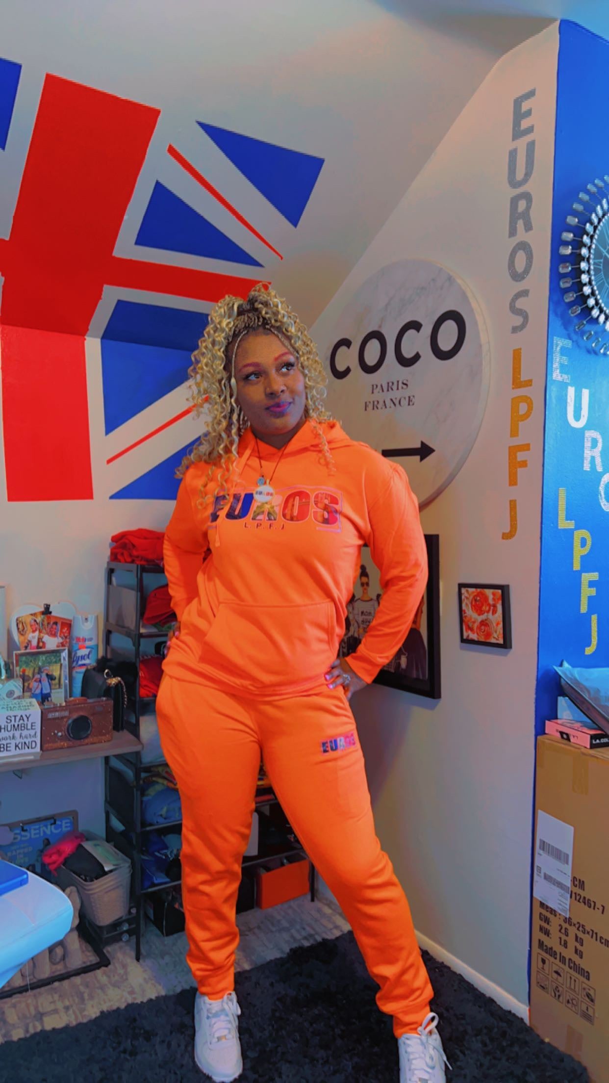 Orange euros jogger
